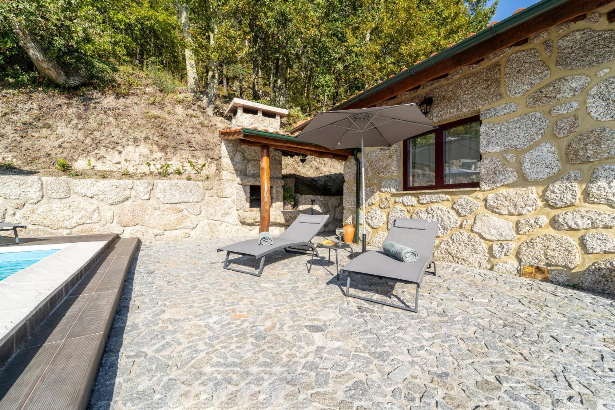 Assento Do Cavado By House And People Villa Valdosende Exterior photo